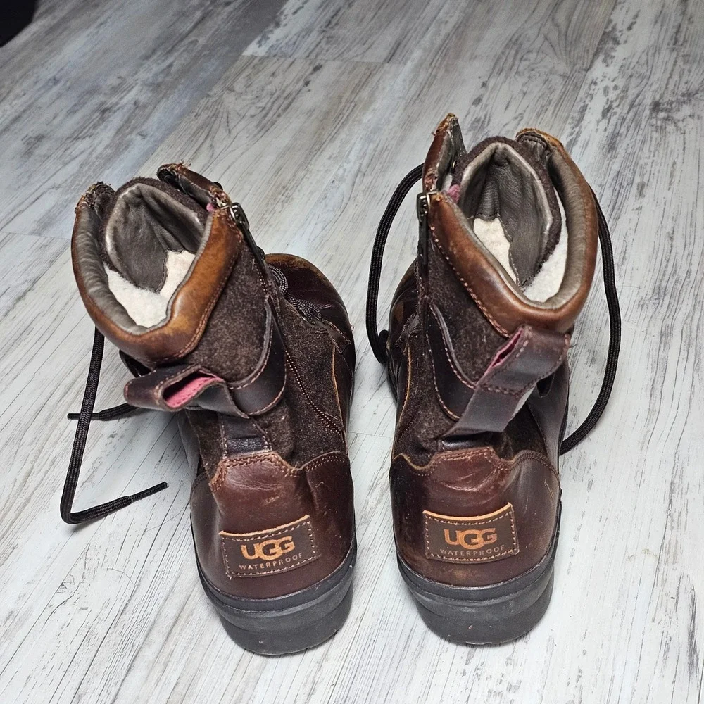 UGG Waterproof Brown Leather Wool Lined Boots Men's 9.5 Zip Lace Up Combat Style